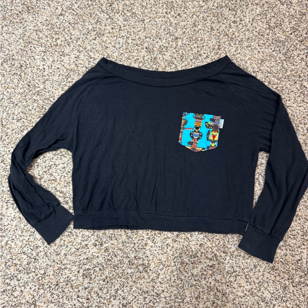 Serengetee Black Long Sleeve Crop Top with Colorful Pocket